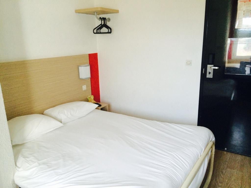 Fasthotel Montereau - Esmans Pokój zdjęcie